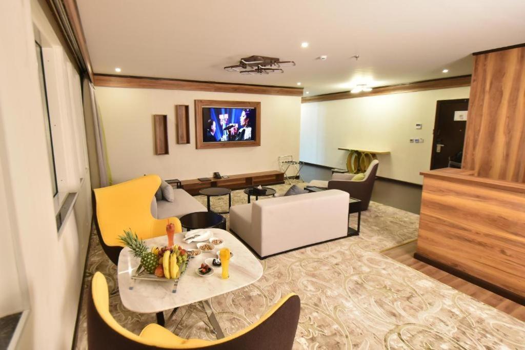The District Hotel Necran Dış mekan fotoğraf